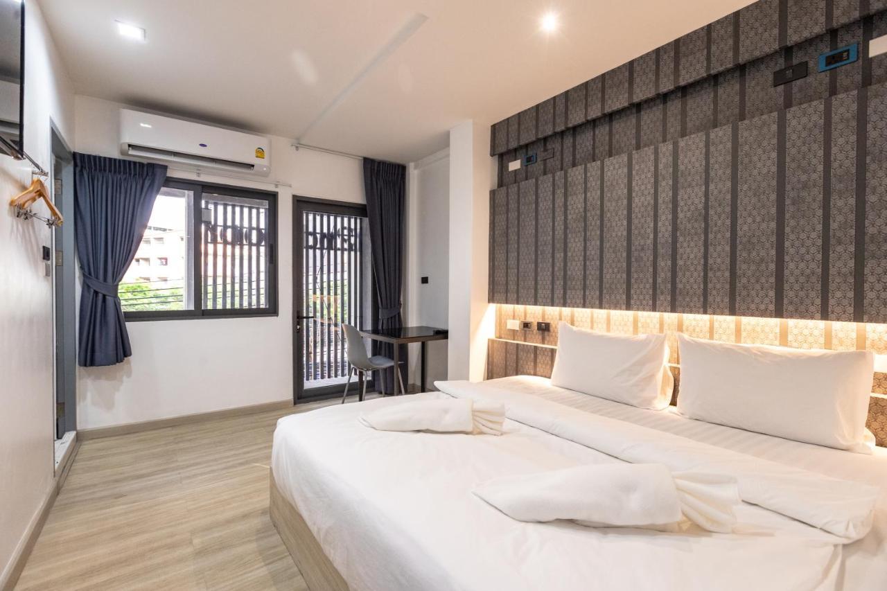 Baan Kun Mhor Hostel บ้านคุณหมอโฮสเทล Μπανγκόκ Εξωτερικό φωτογραφία