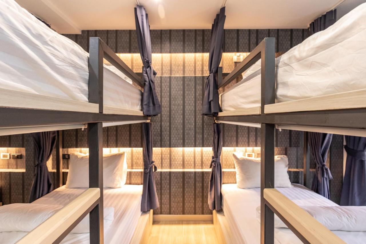 Baan Kun Mhor Hostel บ้านคุณหมอโฮสเทล Μπανγκόκ Εξωτερικό φωτογραφία