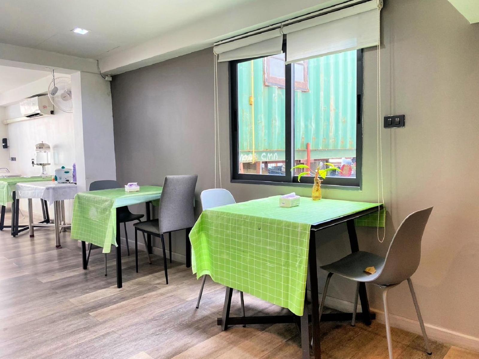 Baan Kun Mhor Hostel บ้านคุณหมอโฮสเทล Μπανγκόκ Εξωτερικό φωτογραφία